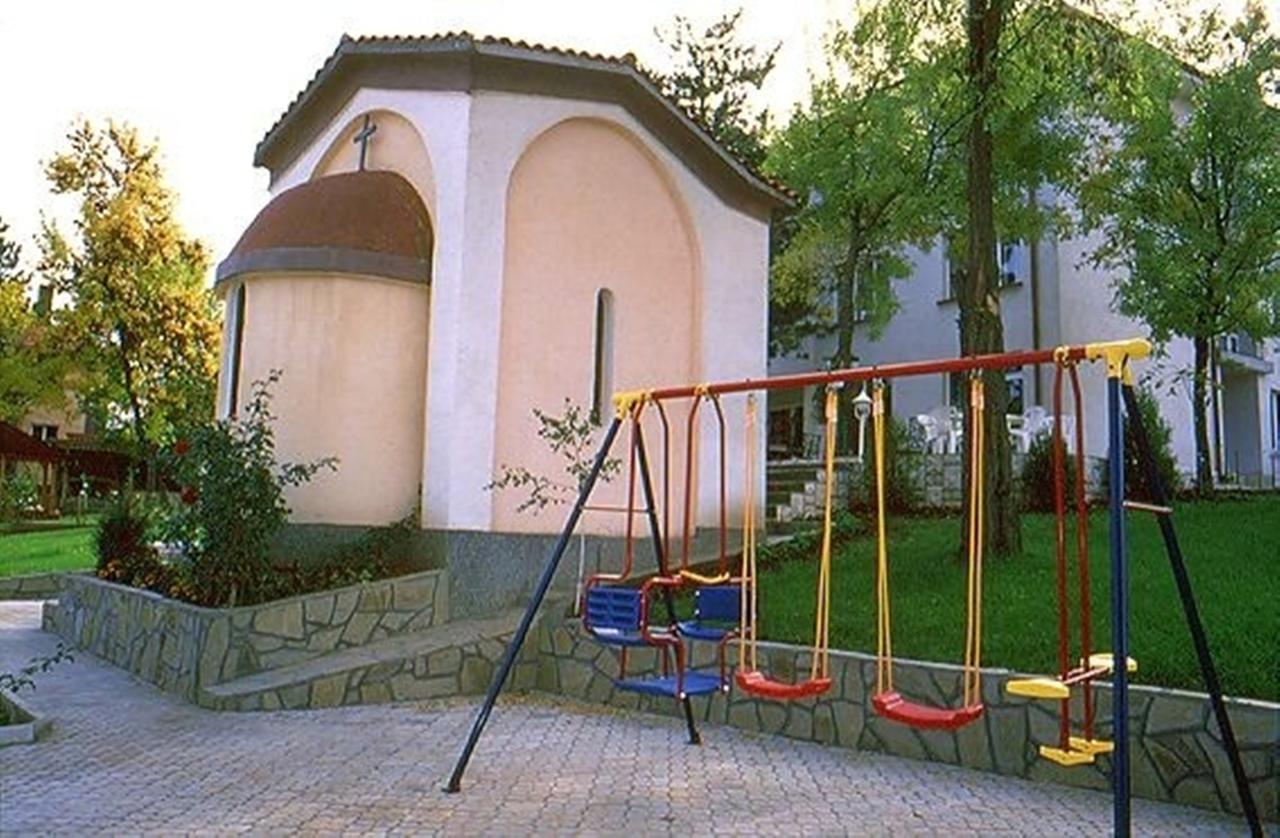 Paradise Hotel Madzharovo Esterno foto