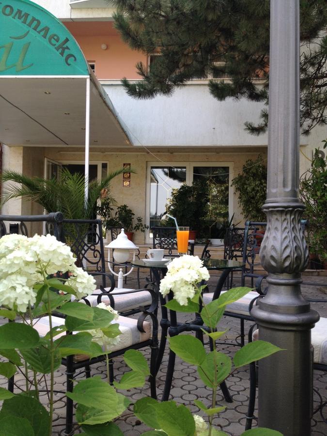 Paradise Hotel Madzharovo Esterno foto